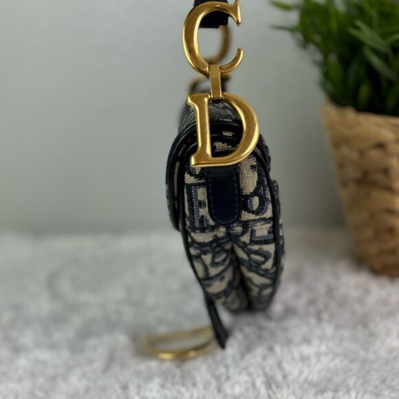 Dior Saddle Mini Oblique Canvas Handbag - Picture 4 of 12